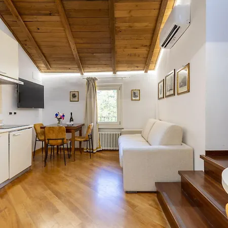 Frassinago Deluxe Suites-bolognarooms *
