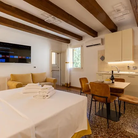 Frassinago Deluxe Suites-bolognarooms Apartamento Bolonha