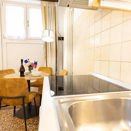 Frassinago Deluxe Suites-bolognarooms Apartamento