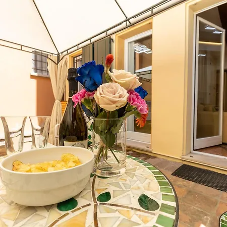 Frassinago Deluxe Suites-bolognarooms